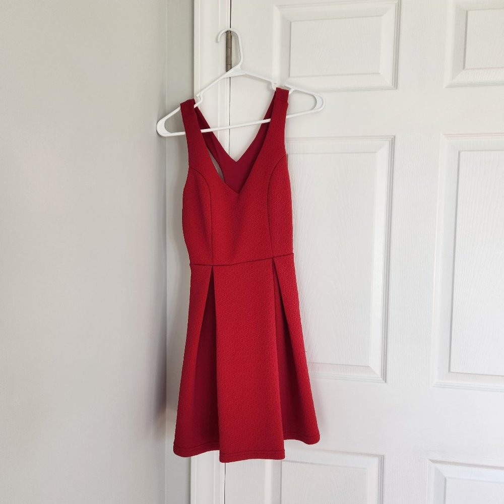 Women's sleeveless Red Dress